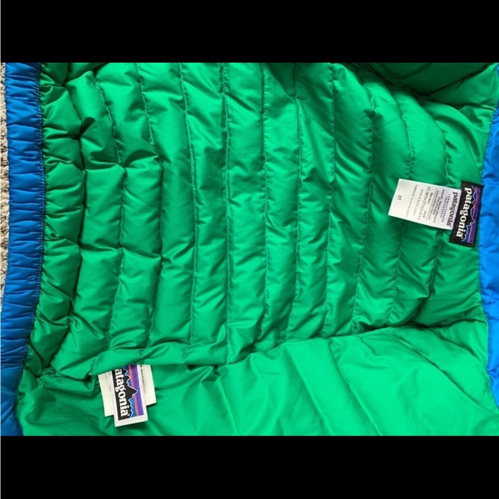 Patagonia puffers - Picture 3 of 4